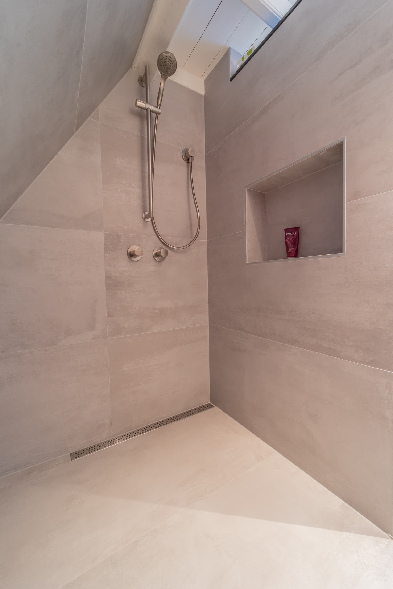 Badkamerrenovatie Bazarstraat, Den Haag
