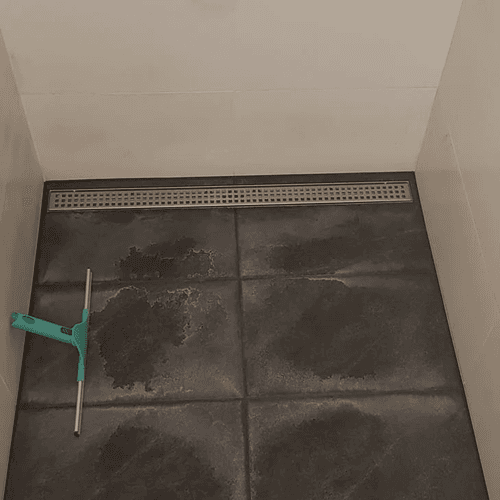 Without water softener โ limescale build-up